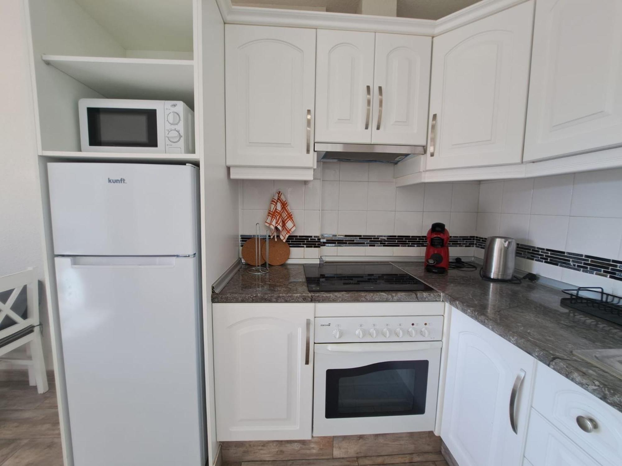 Atlantis 3 One Bedroom, Sea Front, In Complex With Pool Costa del Silencio Exterior foto